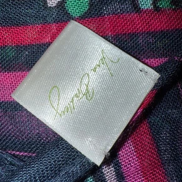 Vera Bradley Soft Fringe Scarf Shawl in Petal Paisley - Picture 3 of 4